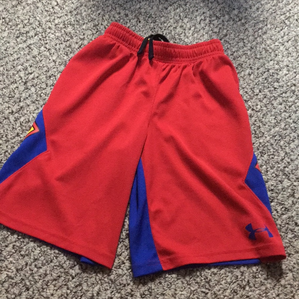 Boys under armour Superman shorts only worn once.